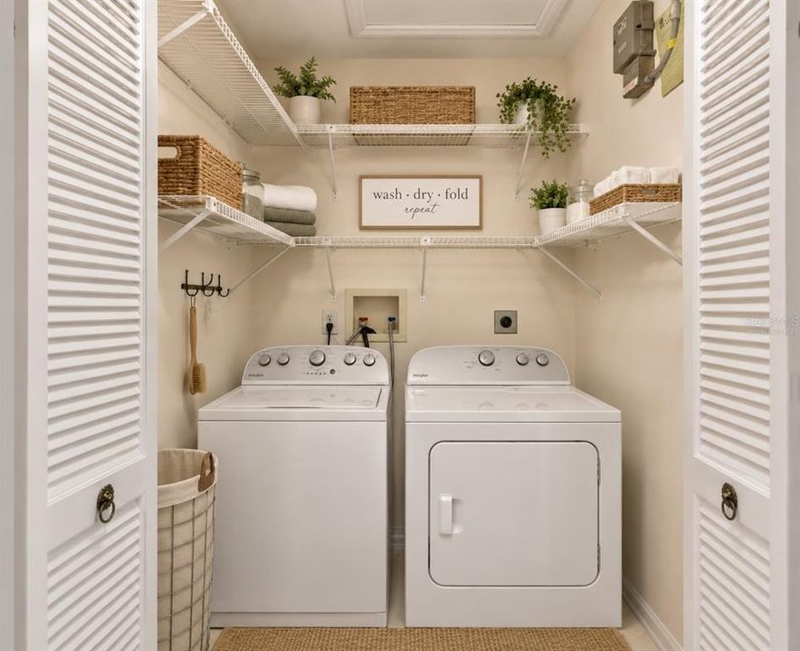 На продажу: $135,000 (2 спален, 2 ванн, 1024 Квадратных фут)