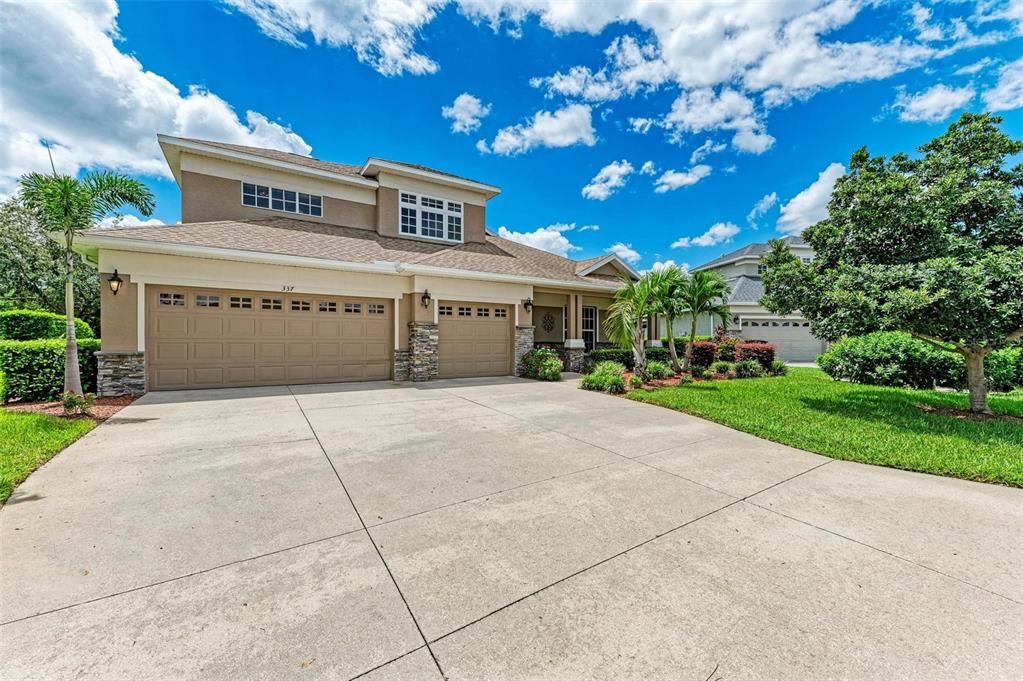 В аренду: $3,600 (5 спален, 3 ванн, 2858 Квадратных фут)