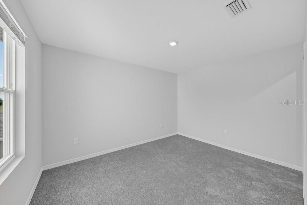En Venta: $299,900 (3 camas, 2 baños, 1850 Pies cuadrados)