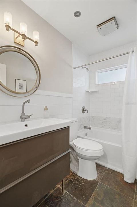 For Sale: $499,000 (3 beds, 2 baths, 1789 Square Feet)