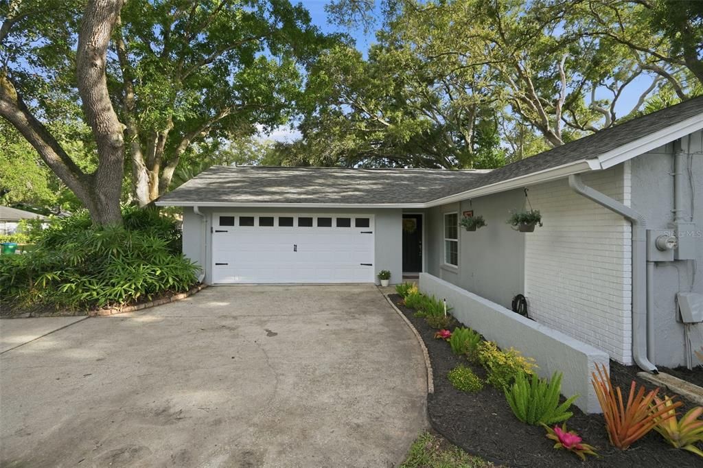 For Sale: $499,000 (3 beds, 2 baths, 1789 Square Feet)