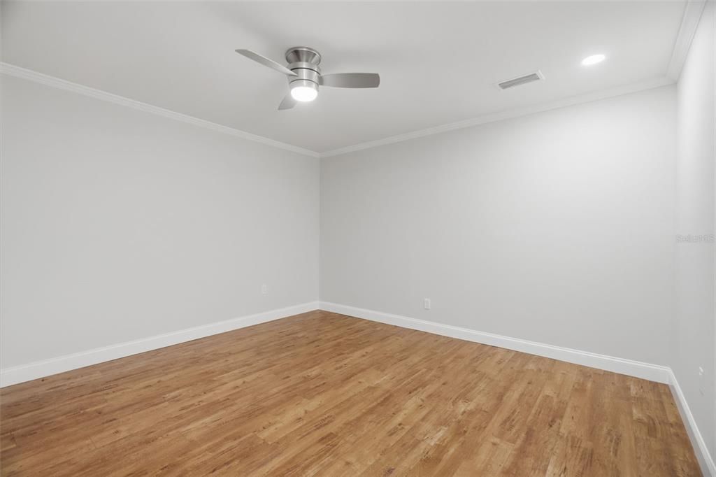 For Sale: $499,000 (3 beds, 2 baths, 1789 Square Feet)