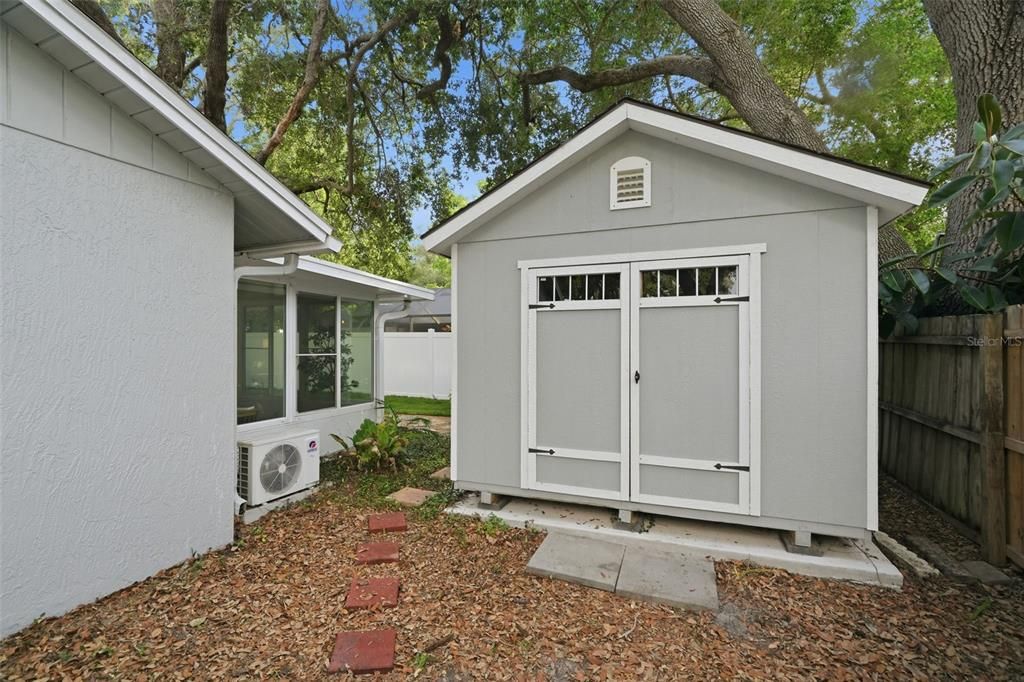 For Sale: $499,000 (3 beds, 2 baths, 1789 Square Feet)