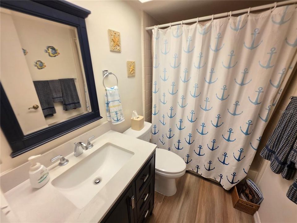На продажу: $229,900 (2 спален, 2 ванн, 1274 Квадратных фут)