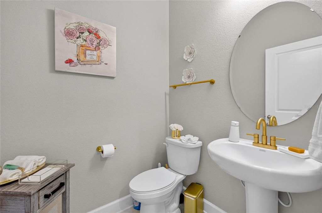 En Venta: $795,000 (4 camas, 3 baños, 2877 Pies cuadrados)