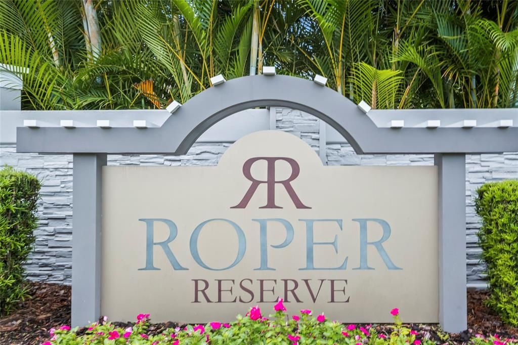 En Venta: $795,000 (4 camas, 3 baños, 2877 Pies cuadrados)