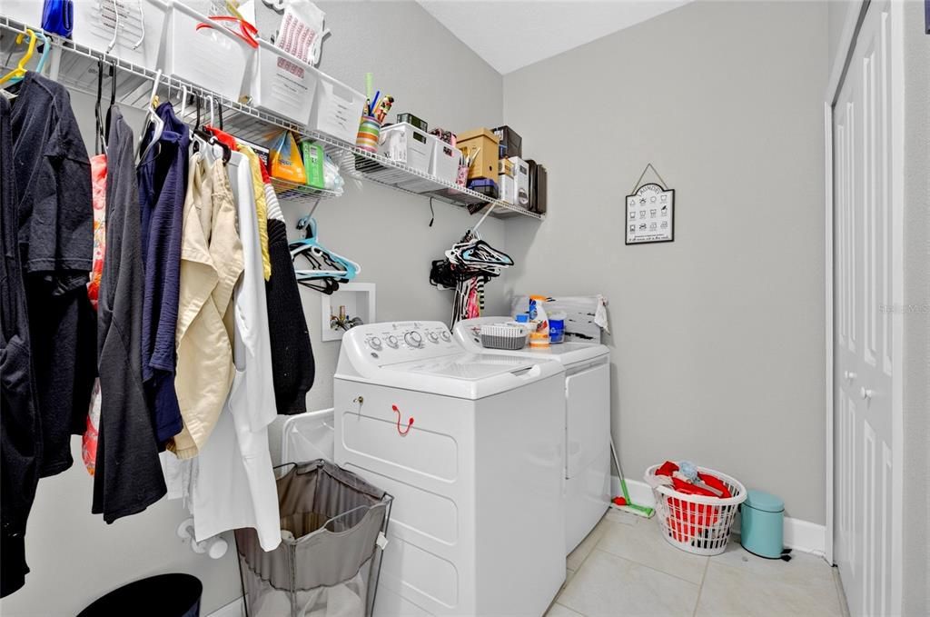 En Venta: $795,000 (4 camas, 3 baños, 2877 Pies cuadrados)