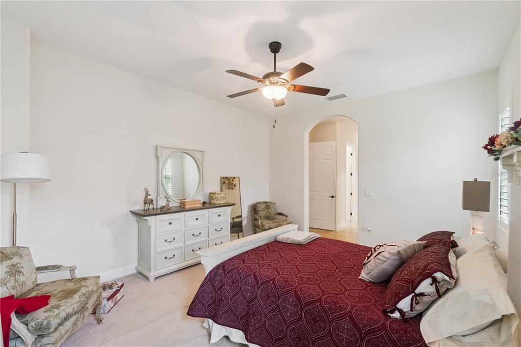 Active With Contract: $399,900 (3 beds, 2 baths, 1996 Square Feet)