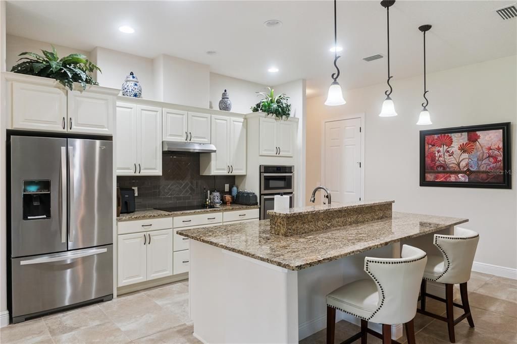 Active With Contract: $399,900 (3 beds, 2 baths, 1996 Square Feet)