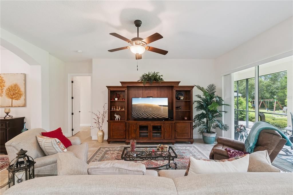 Active With Contract: $399,900 (3 beds, 2 baths, 1996 Square Feet)