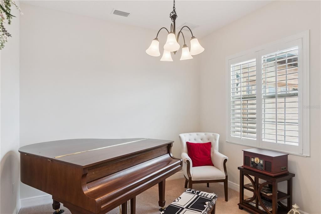 Active With Contract: $399,900 (3 beds, 2 baths, 1996 Square Feet)