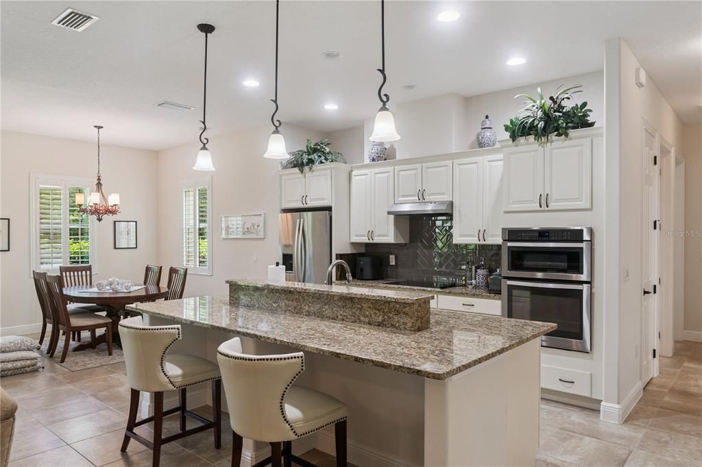 Active With Contract: $399,900 (3 beds, 2 baths, 1996 Square Feet)