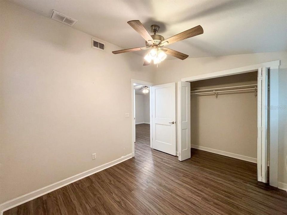 For Rent: $1,850 (2 beds, 1 baths, 1012 Square Feet)
