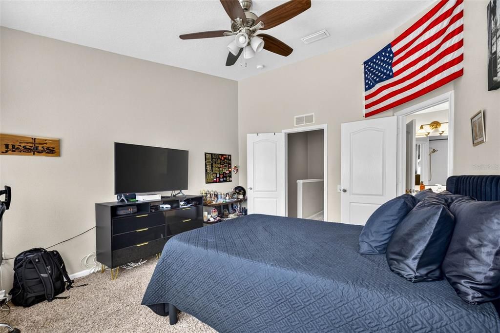 For Sale: $265,000 (3 beds, 2 baths, 1588 Square Feet)