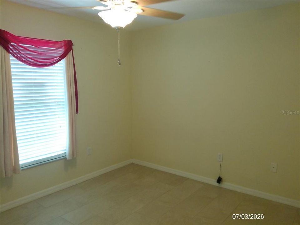 For Sale: $325,000 (3 beds, 2 baths, 1439 Square Feet)