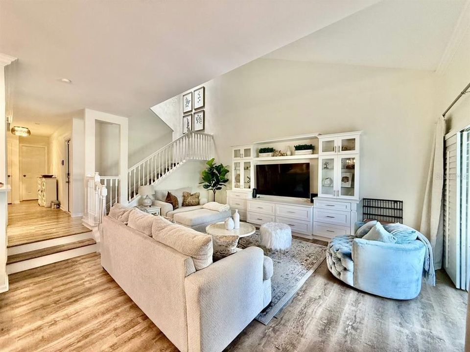 For Rent: $3,400 (3 beds, 2 baths, 1669 Square Feet)
