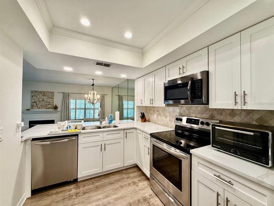 For Rent: $3,400 (3 beds, 2 baths, 1669 Square Feet)