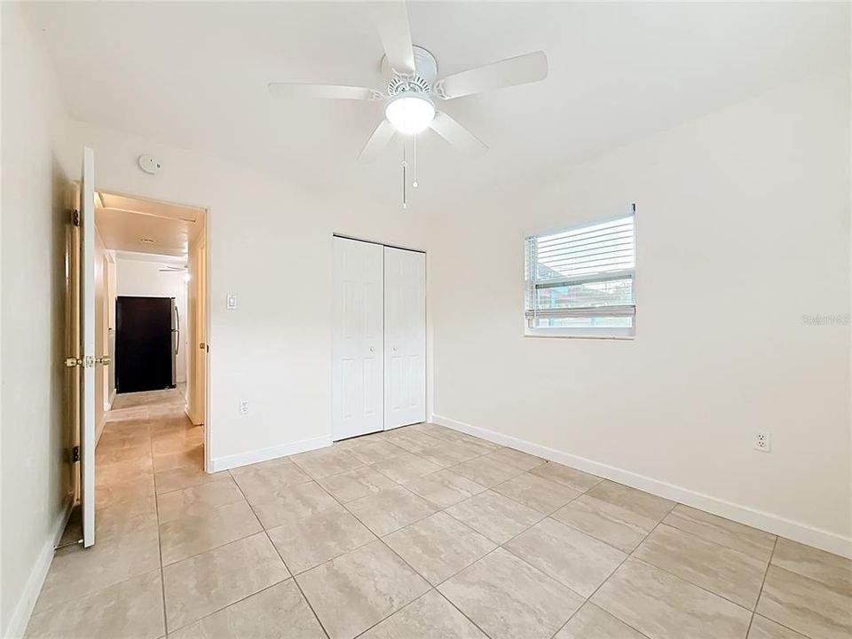 En Venta: $345,000 (2 camas, 2 baños, 946 Pies cuadrados)