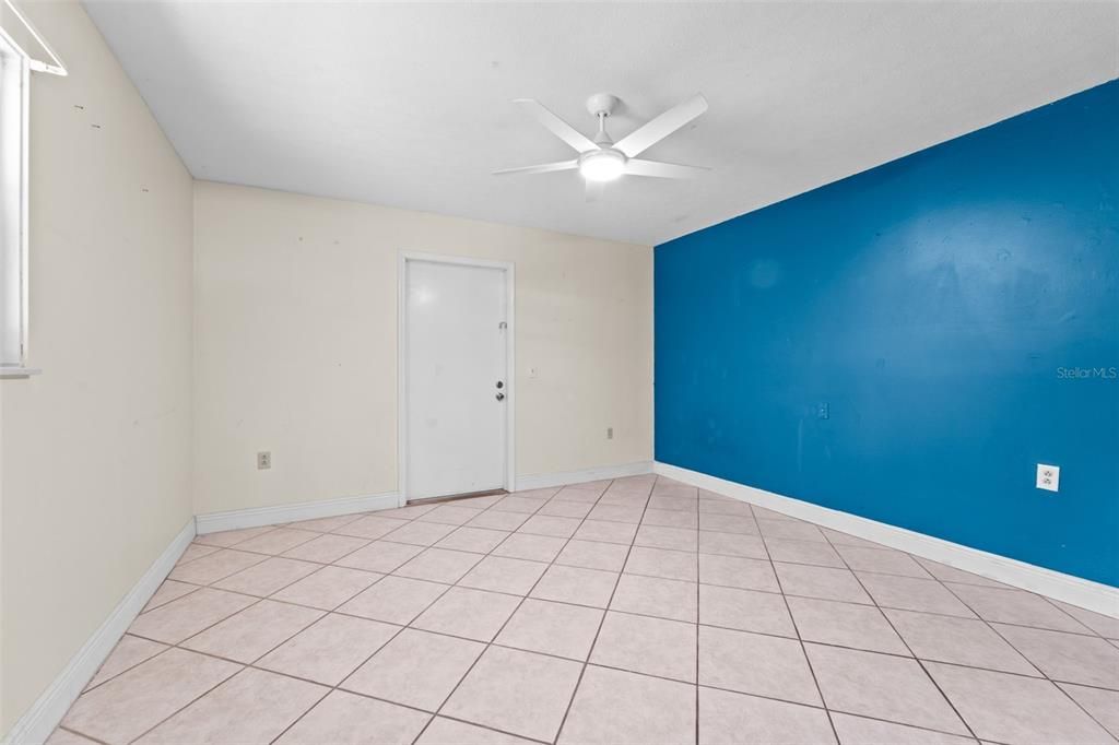 For Sale: $450,000 (4 beds, 3 baths, 2151 Square Feet)