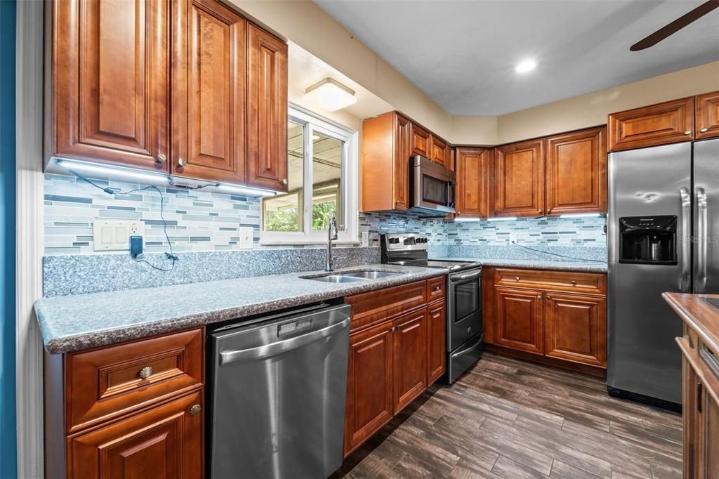 For Sale: $450,000 (4 beds, 3 baths, 2151 Square Feet)