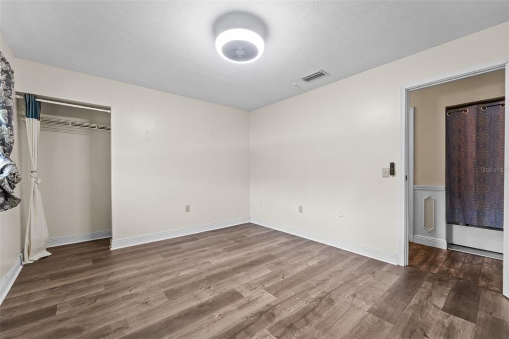 For Sale: $450,000 (4 beds, 3 baths, 2151 Square Feet)