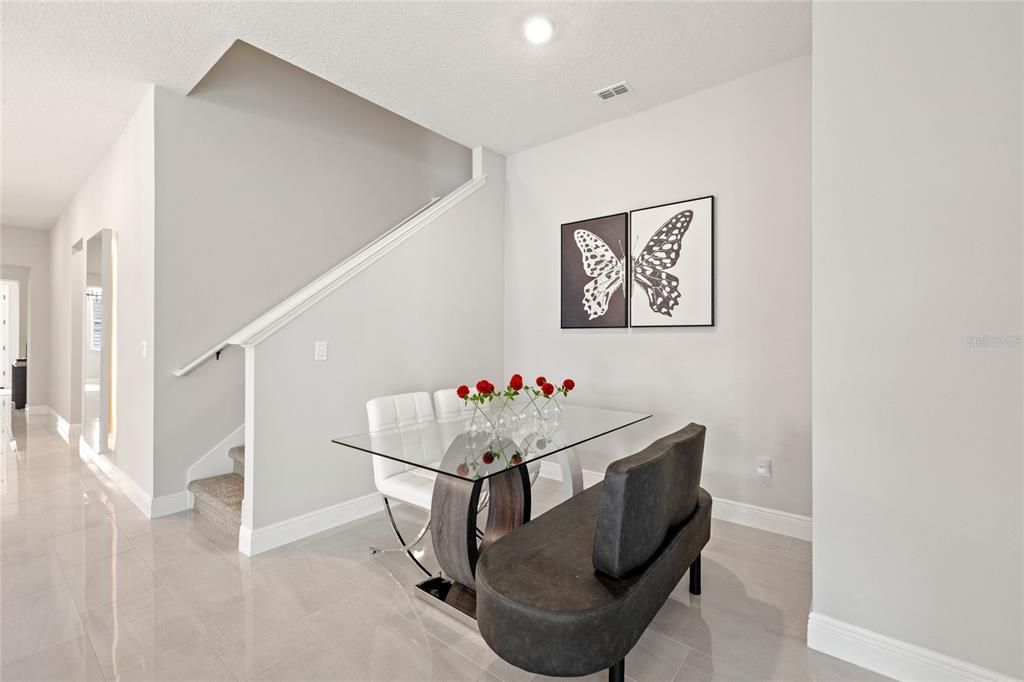 For Sale: $1,169,999 (5 beds, 5 baths, 4074 Square Feet)