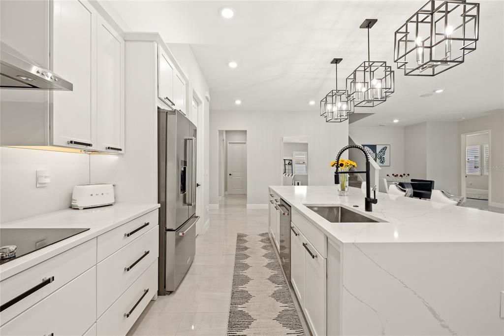 For Sale: $1,169,999 (5 beds, 5 baths, 4074 Square Feet)
