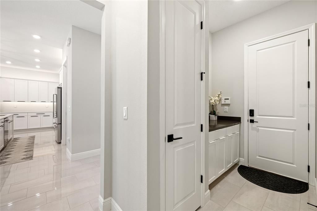 For Sale: $1,169,999 (5 beds, 5 baths, 4074 Square Feet)