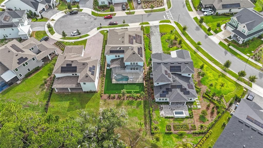 For Sale: $1,169,999 (5 beds, 5 baths, 4074 Square Feet)