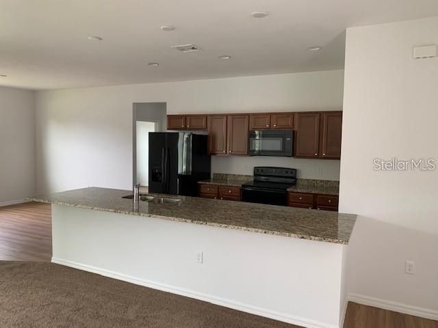 En Venta: $299,999 (3 camas, 2 baños, 1500 Pies cuadrados)