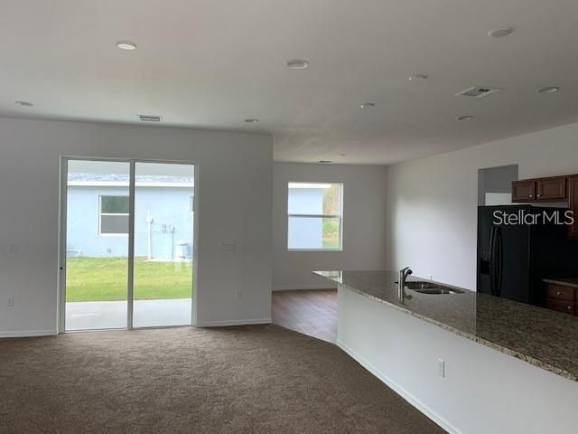 En Venta: $299,999 (3 camas, 2 baños, 1500 Pies cuadrados)