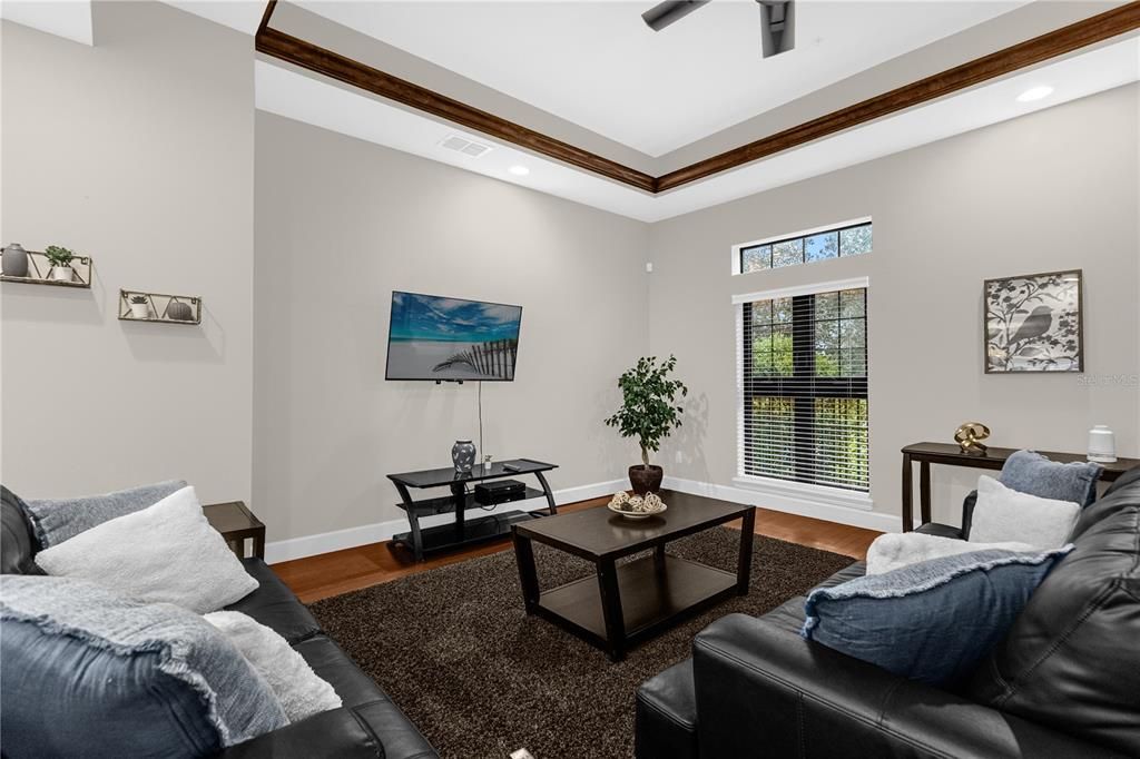 Activo con contrato: $660,000 (4 camas, 3 baños, 2000 Pies cuadrados)
