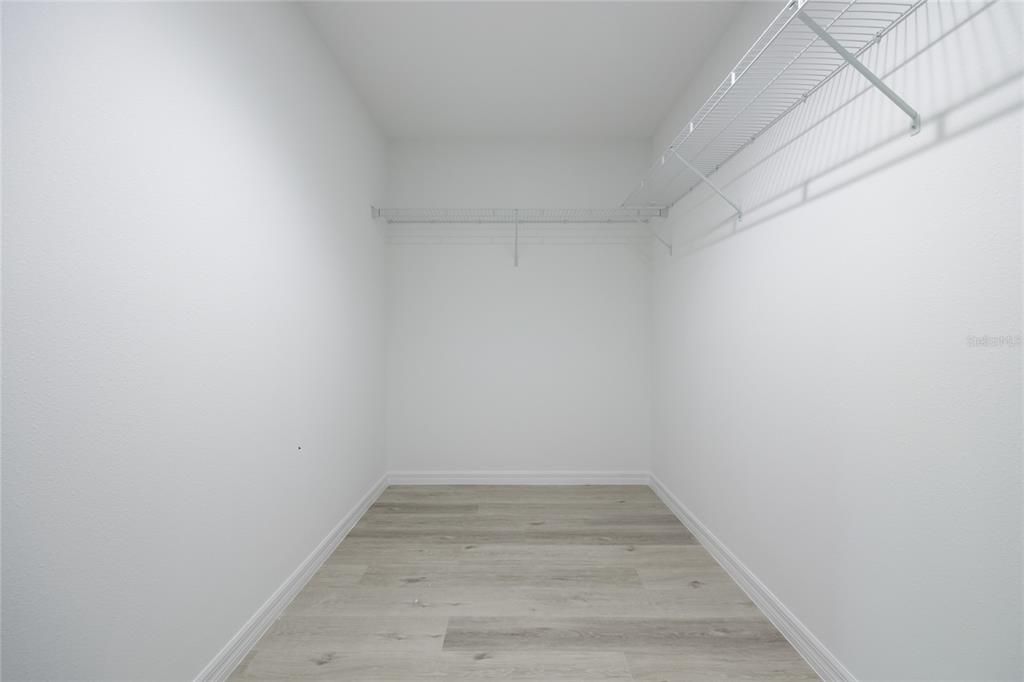 For Sale: $259,900 (3 beds, 2 baths, 1287 Square Feet)