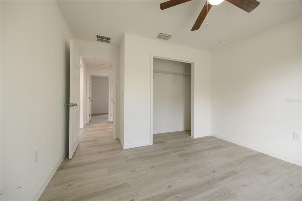 For Sale: $249,900 (3 beds, 2 baths, 1225 Square Feet)