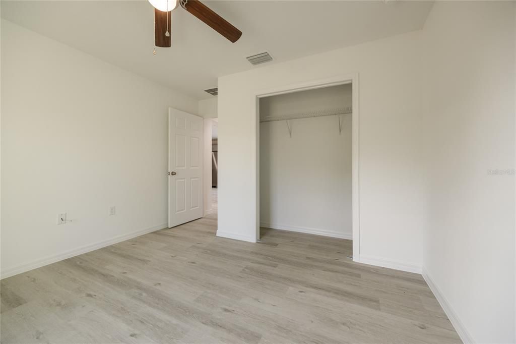 For Sale: $249,900 (3 beds, 2 baths, 1225 Square Feet)