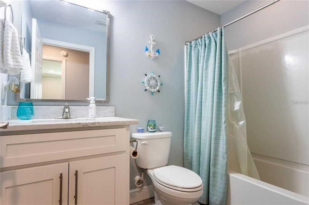 For Sale: $249,900 (3 beds, 2 baths, 1225 Square Feet)