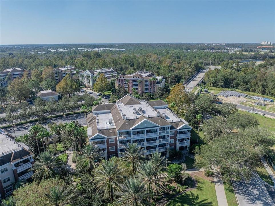En Venta: $295,800 (3 camas, 3 baños, 1630 Pies cuadrados)