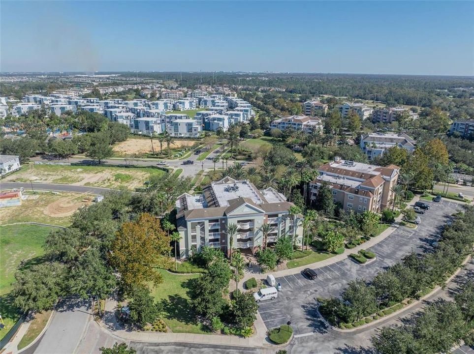 En Venta: $295,800 (3 camas, 3 baños, 1630 Pies cuadrados)