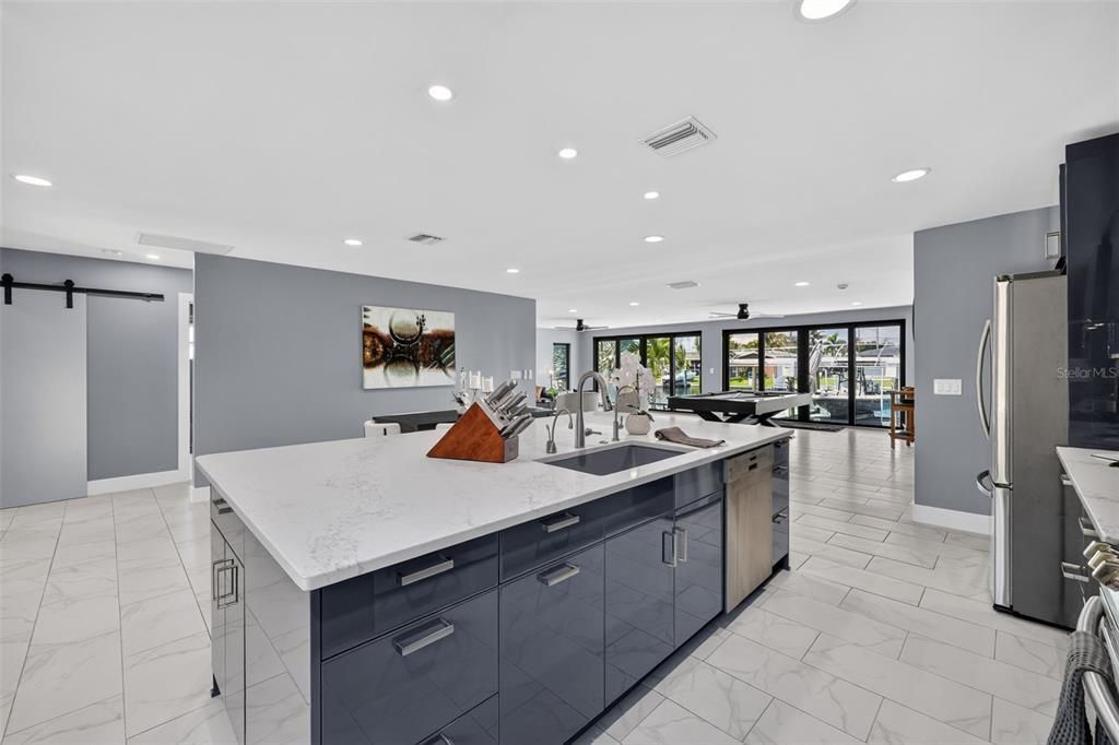 Active With Contract: $935,000 (3 beds, 2 baths, 1960 Square Feet)