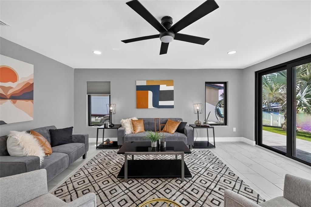 Active With Contract: $935,000 (3 beds, 2 baths, 1960 Square Feet)