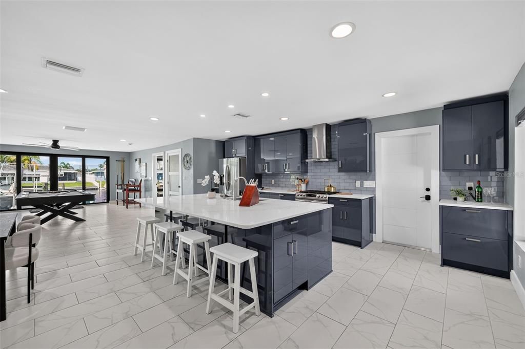 Active With Contract: $935,000 (3 beds, 2 baths, 1960 Square Feet)