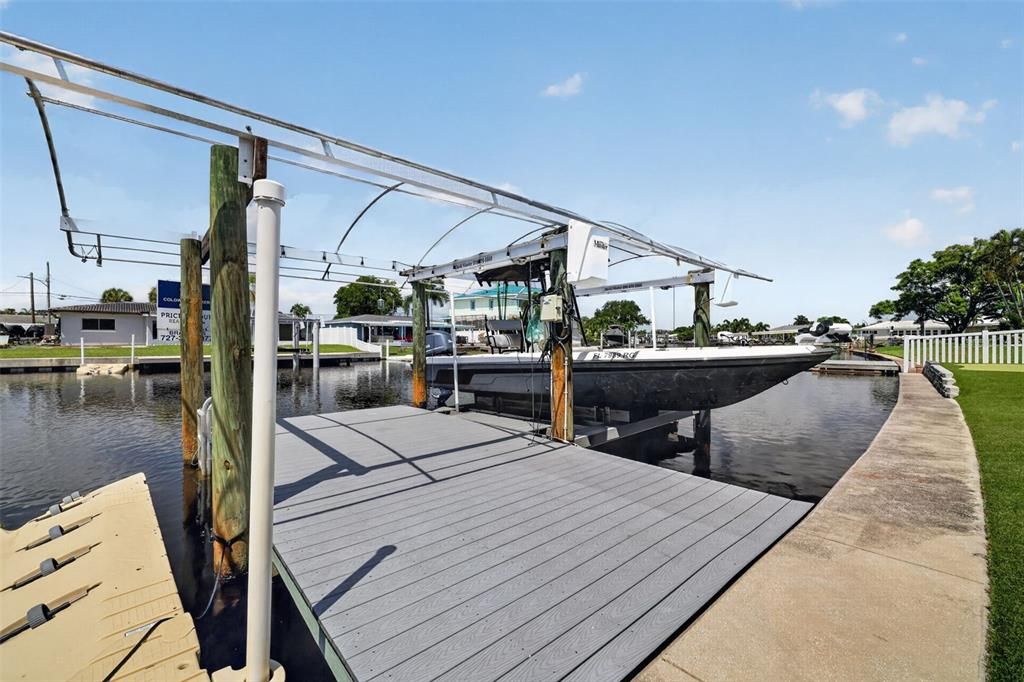 Active With Contract: $935,000 (3 beds, 2 baths, 1960 Square Feet)