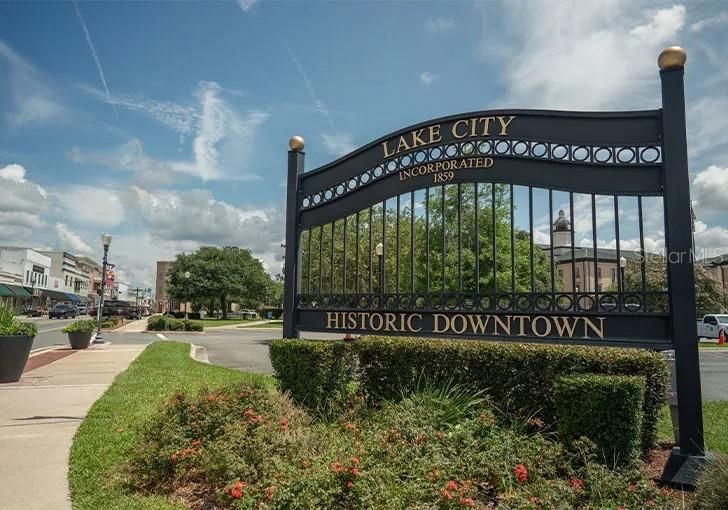 For Sale: $115,000 (5.01 acres)