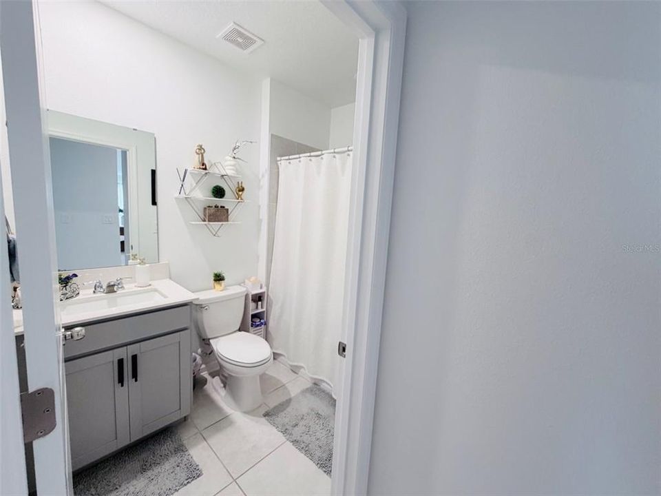 В аренду: $2,145 (3 спален, 2 ванн, 1735 Квадратных фут)