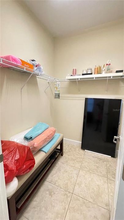 For Sale: $435,000 (3 beds, 2 baths, 1670 Square Feet)
