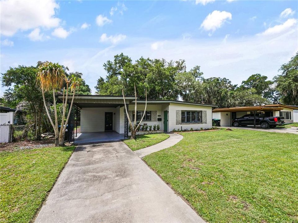 For Sale: $449,900 (3 beds, 2 baths, 1608 Square Feet)