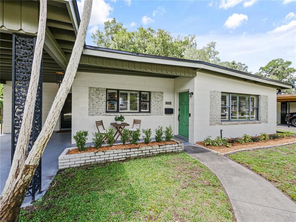 For Sale: $449,900 (3 beds, 2 baths, 1608 Square Feet)