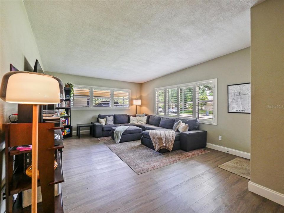 For Sale: $449,900 (3 beds, 2 baths, 1608 Square Feet)