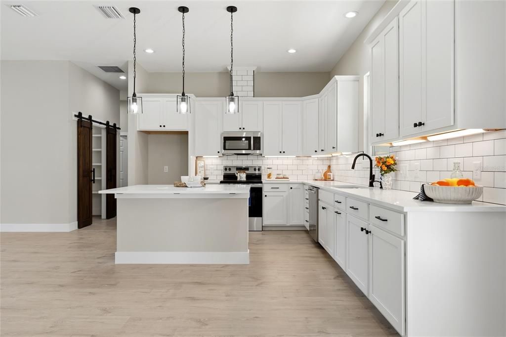 For Sale: $475,000 (3 beds, 2 baths, 1825 Square Feet)