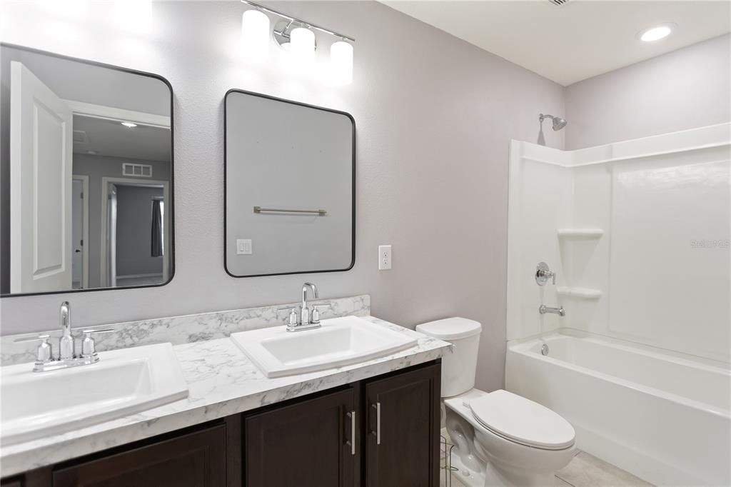 For Sale: $464,990 (6 beds, 3 baths, 3016 Square Feet)